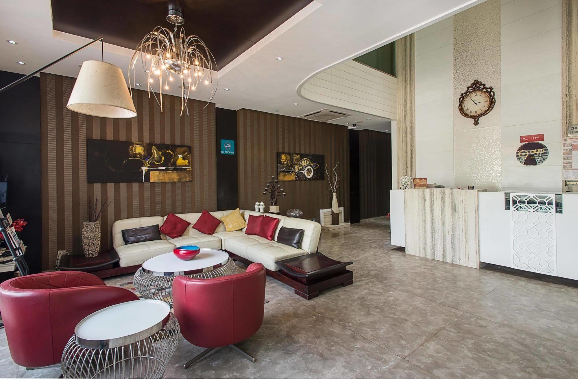 Hotel Rockland Τζαϊπούρ Εξωτερικό φωτογραφία