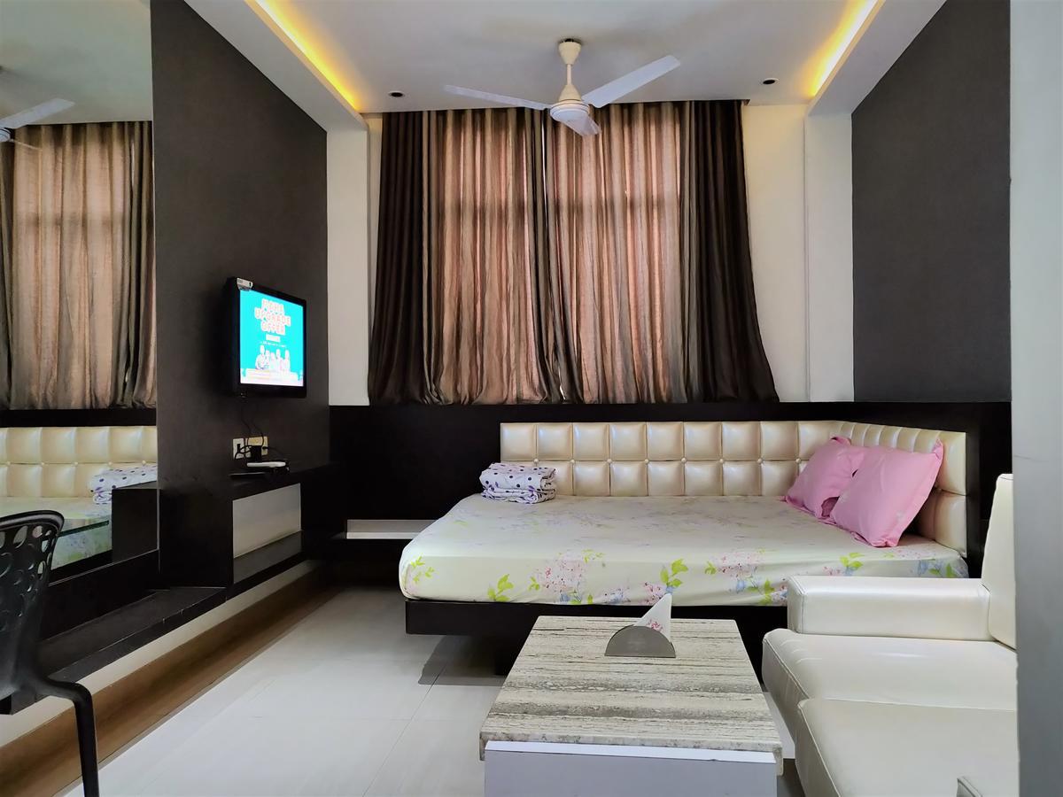 Hotel Rockland Τζαϊπούρ Εξωτερικό φωτογραφία