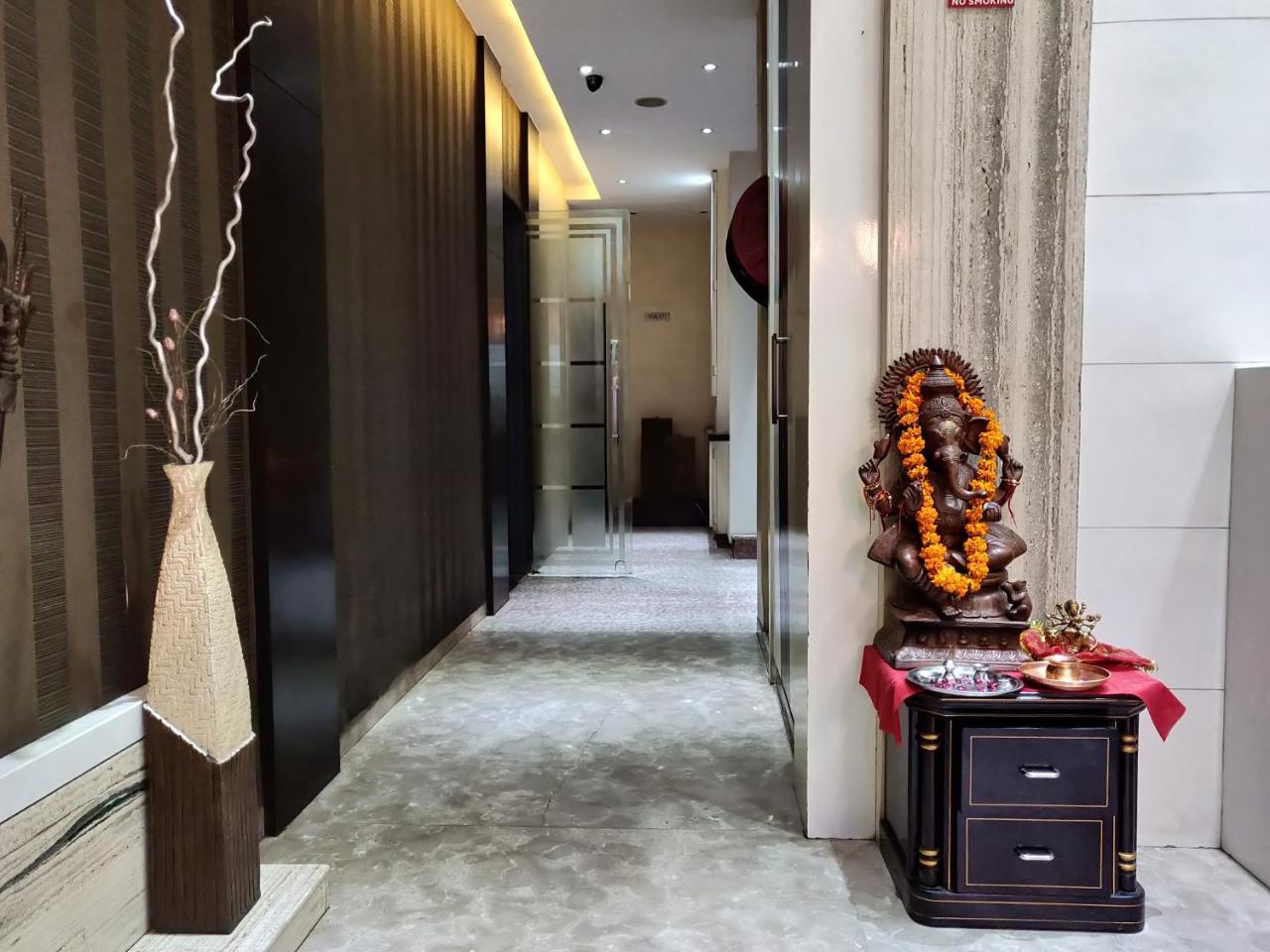 Hotel Rockland Τζαϊπούρ Εξωτερικό φωτογραφία